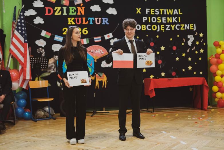 Festiwal Piosenki Obcojęzycznej i Dzień Kultur w LO w Międzyrzecu Podlaskim