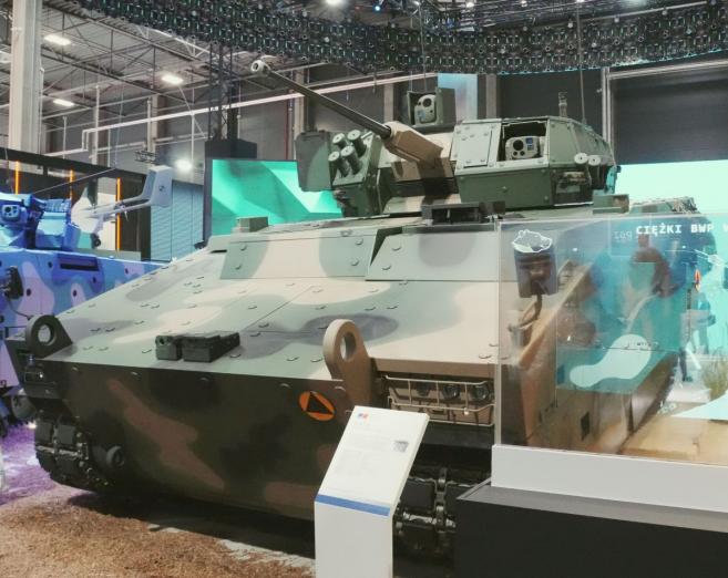 MSPO 2026: zbrojenia, które ciągną gospodarkę  - Niedźwiedź
